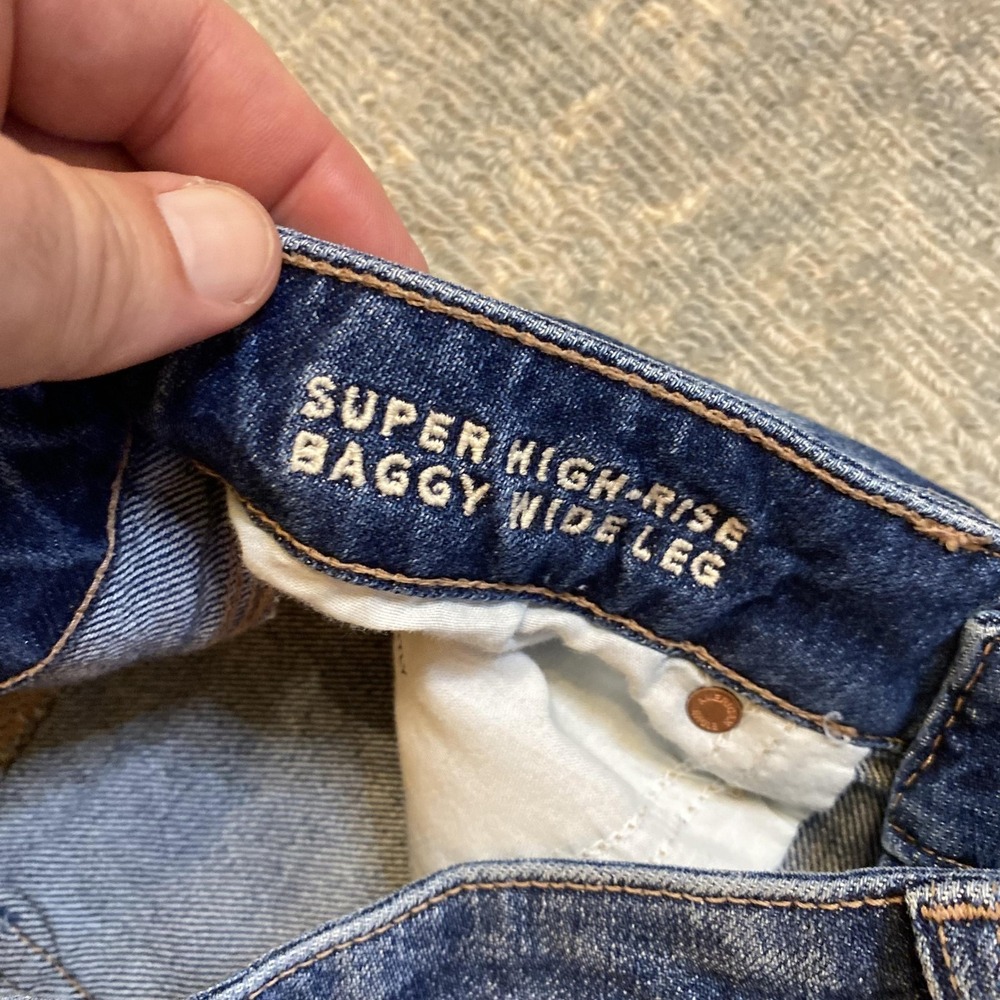 American Eagle Super High-Rise Baggy Wide Leg Jeans Womens 2 Short Blue Denim - Picture 3 of 14